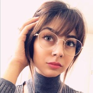 Meet your Posher, Aasimah